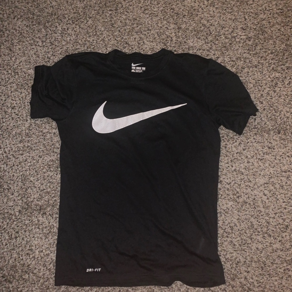 Black Dry Fit Nike Shirt
